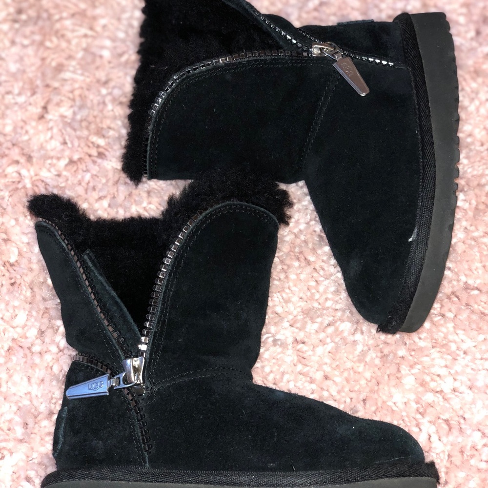 Toddler girl black uggs